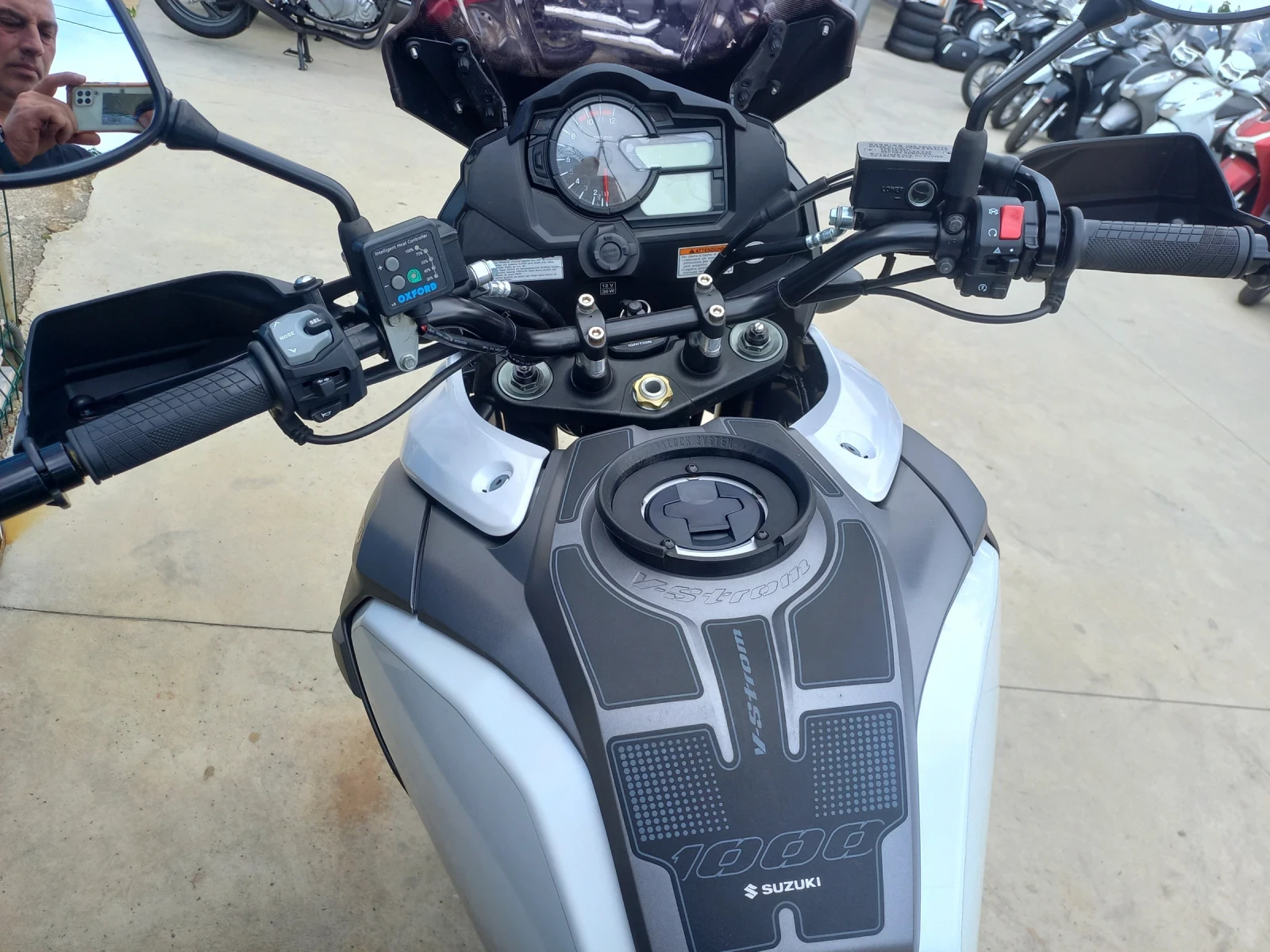 Suzuki V-strom 1050 ABS  TC  - изображение 8