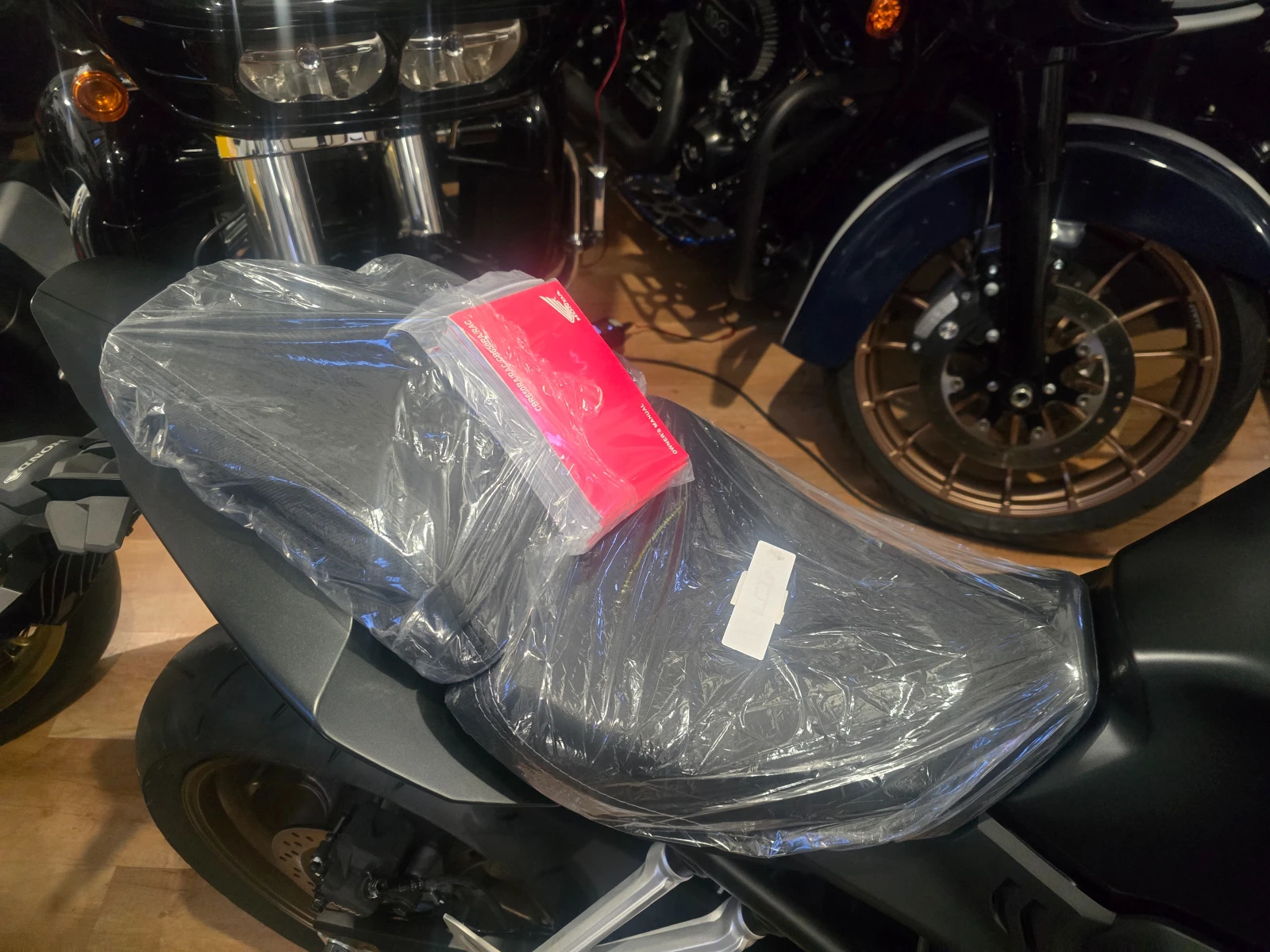 Honda Cb 650r E-clutch 2026 35kw, снимка 8 - Мотоциклети и мототехника - 52314036