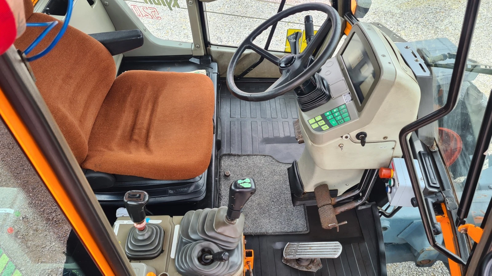  Fendt Xylon-520  | Mobile.bg   14