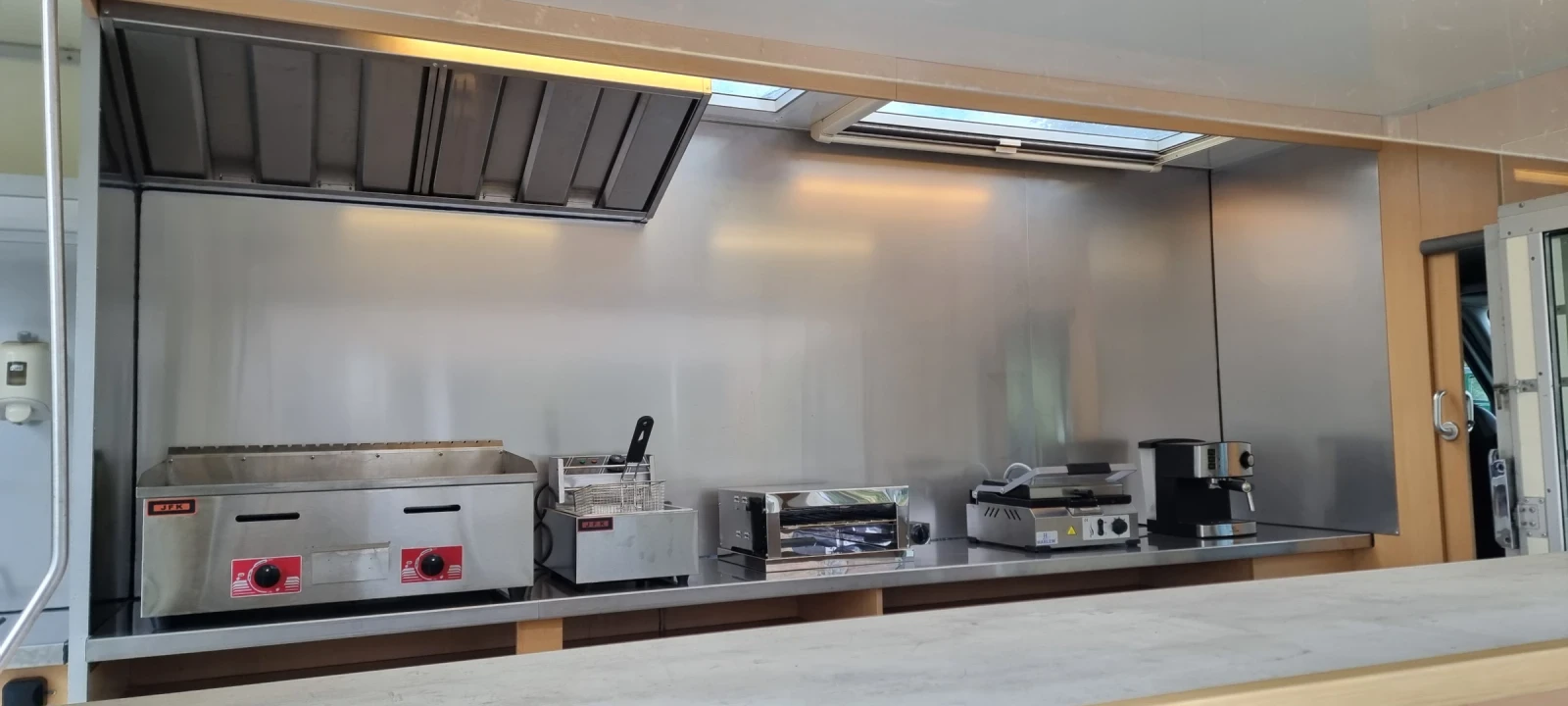 Кемпер Mercedes-Benz СКАРА-БИРА , снимка 6 - Каравани и кемпери - 53866923