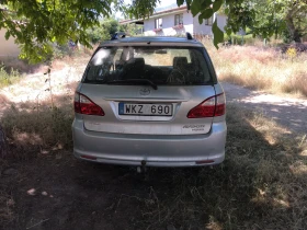 Toyota Avensis verso Facelift , снимка 6