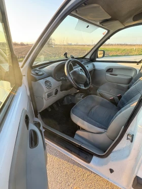 Renault Kangoo 1.6i Газ Бензин, снимка 10