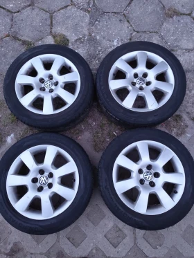 VW Golf 16 цола джанти с гуми  - 210 € / 410.72 лв. - 33100366 2