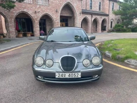 ������ Jaguar S-type
