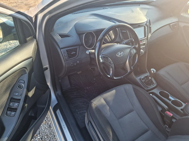 Hyundai I30 1.6CRDi Euro 6B, снимка 10 - Автомобили и джипове - 48394524