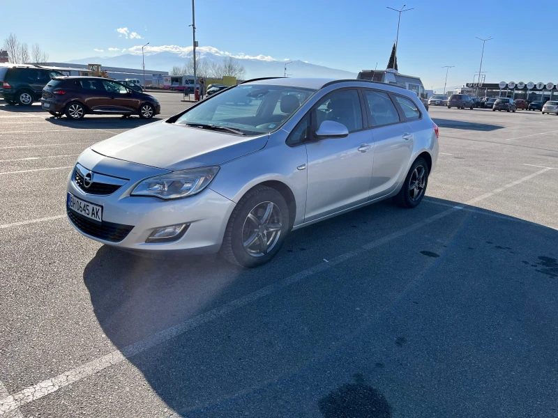 Opel Astra 1.7 CDTI, снимка 3 - Автомобили и джипове - 48617967