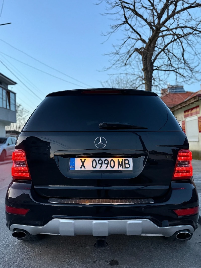 Mercedes-Benz ML 550, снимка 7 - Автомобили и джипове - 49415475