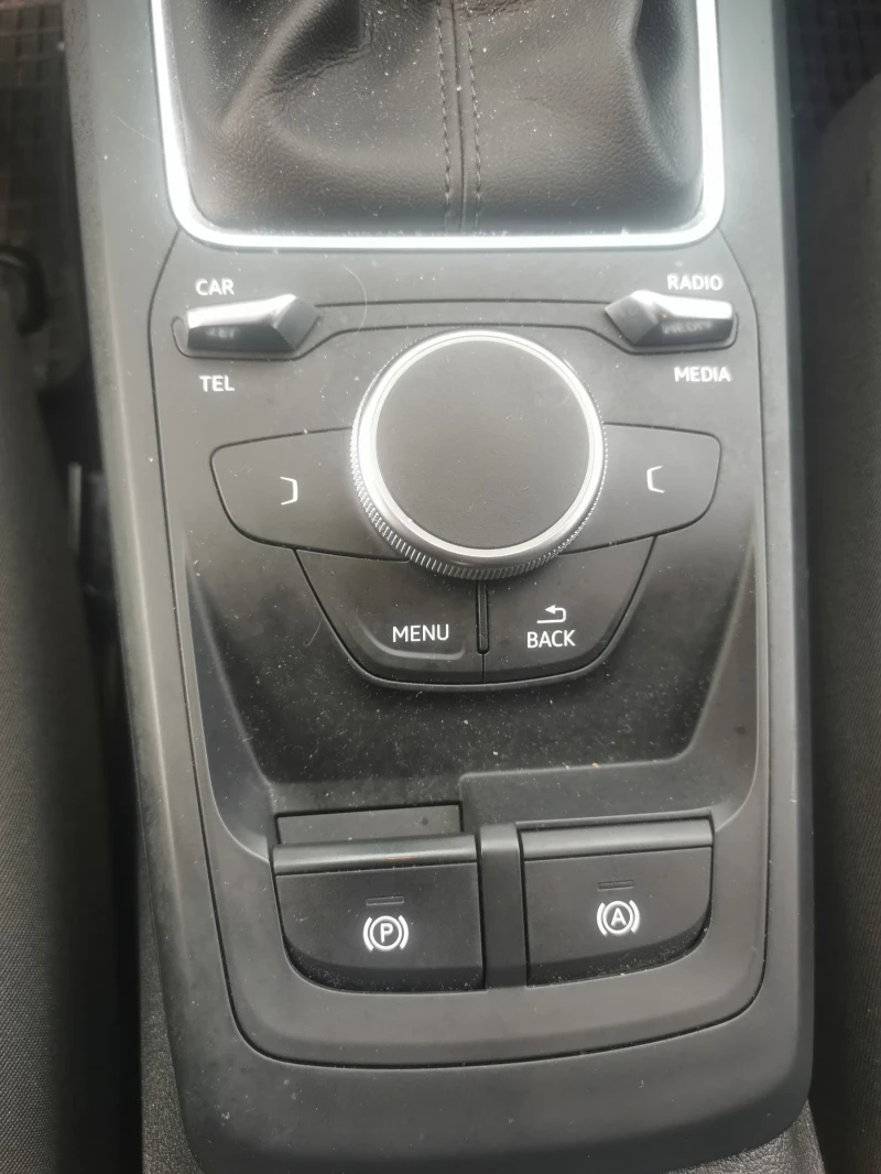 Audi Q2, снимка 8 - Автомобили и джипове - 52262445