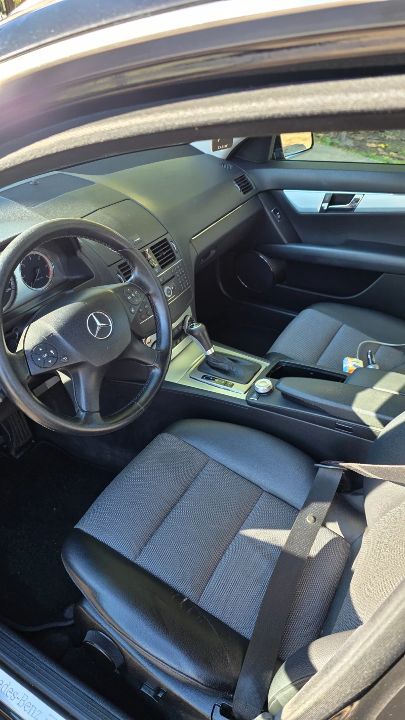 Mercedes-Benz C 220 2200, снимка 2 - Автомобили и джипове - 52383649