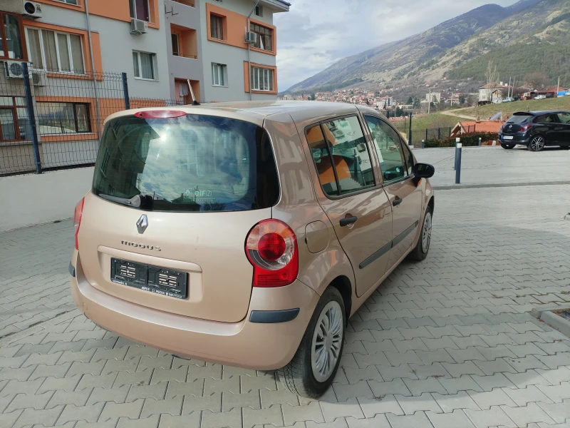 Renault Modus 1.2 16v 80hp Клима Дигитален Км Като нова , снимка 6 - Автомобили и джипове - 52897649