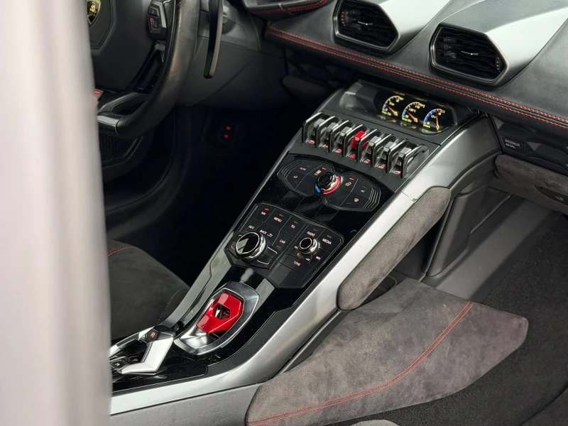 Lamborghini Huracan LP610-4 V10 ОЧАКВАН ВНОС CERAMIC ЛИЗИНГ 100%, снимка 10 - Автомобили и джипове - 53380691