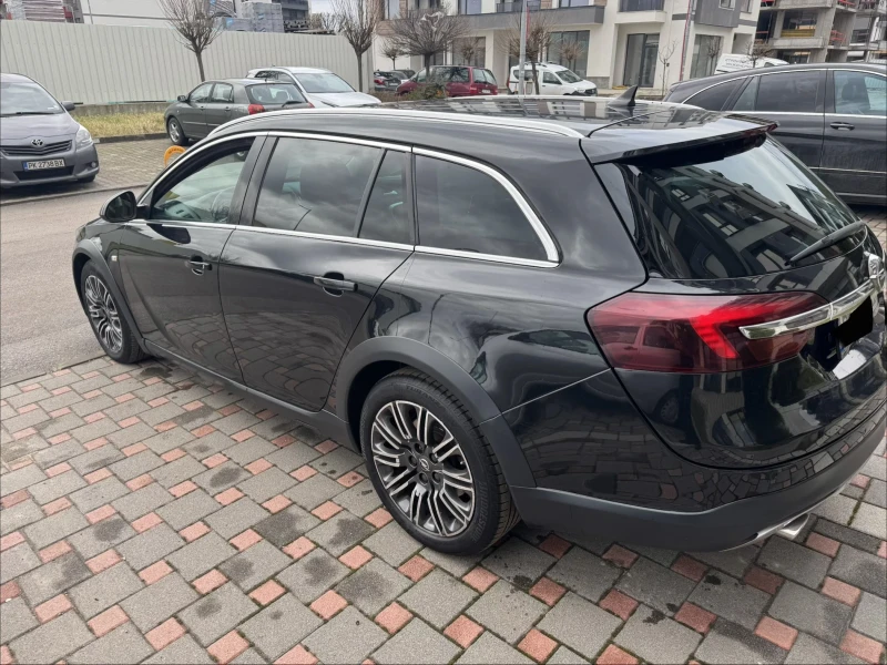 Opel Insignia country tourer 4x4, снимка 4 - Автомобили и джипове - 53401499
