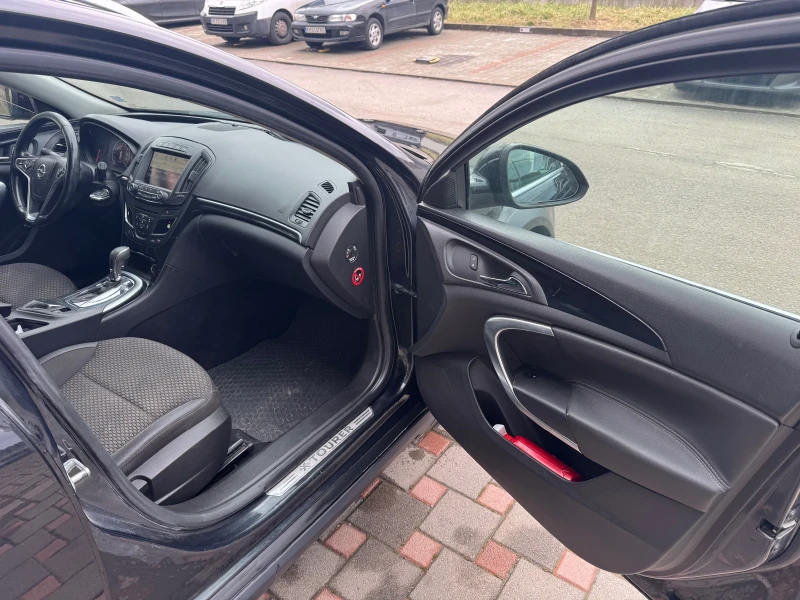 Opel Insignia country tourer 4x4, снимка 9 - Автомобили и джипове - 53401499