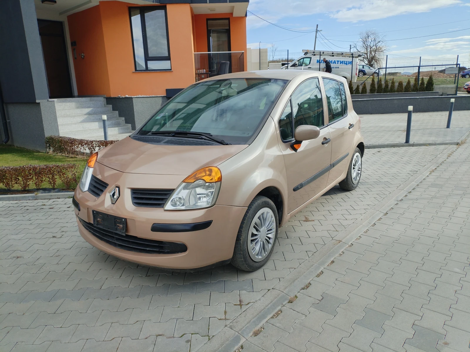 Renault Modus 1.2 16v 80hp Клима Дигитален Км Като нова , снимка 1