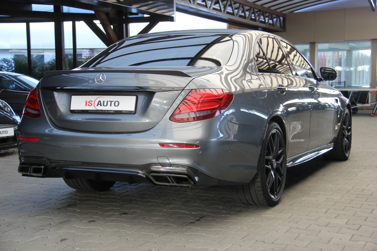 Mercedes-Benz E 63 AMG S/4D Burmester/Carbon Keramik/Virtual/4Matic+ /360 - изображение 3