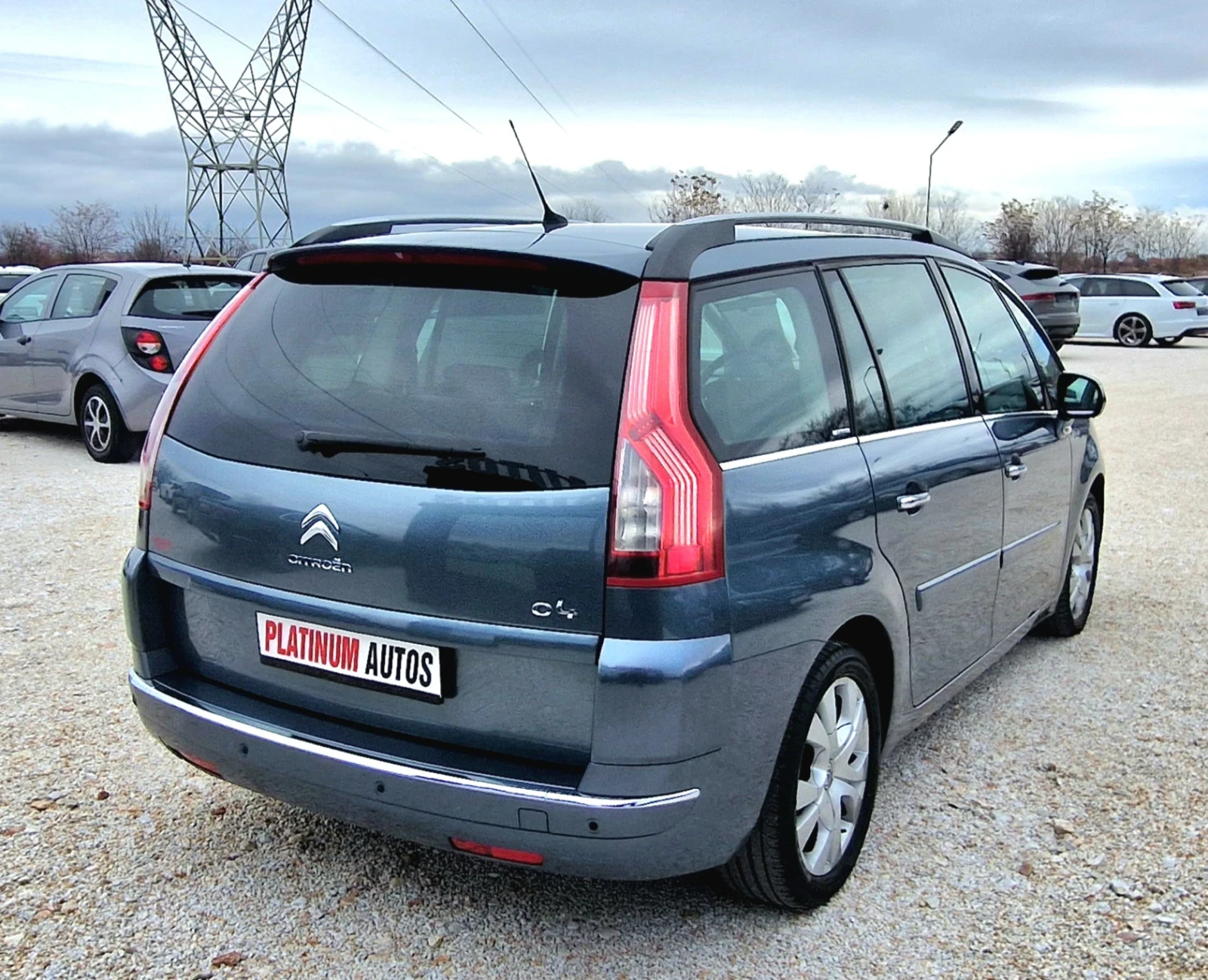 Citroen C4 Picasso 2.0HDI/EXCLUSIVE/7 MESTEN/AVTOMAT/NOV - изображение 4