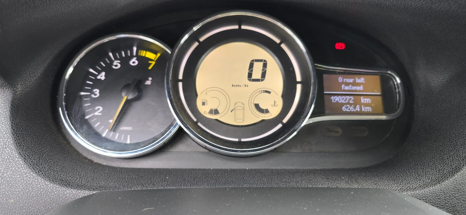 Renault Megane 1, 6 16V ГАЗ - изображение 10