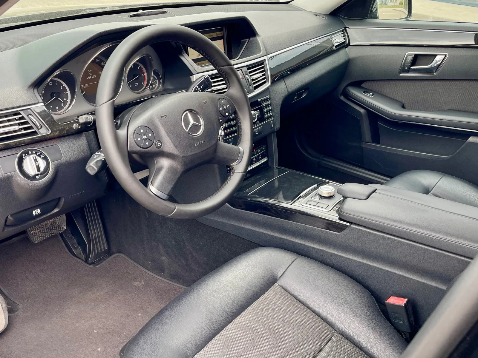 Mercedes-Benz E 350 231кс* AVANTGARDE* PODGREV* NAVI* BI-XENON - изображение 7