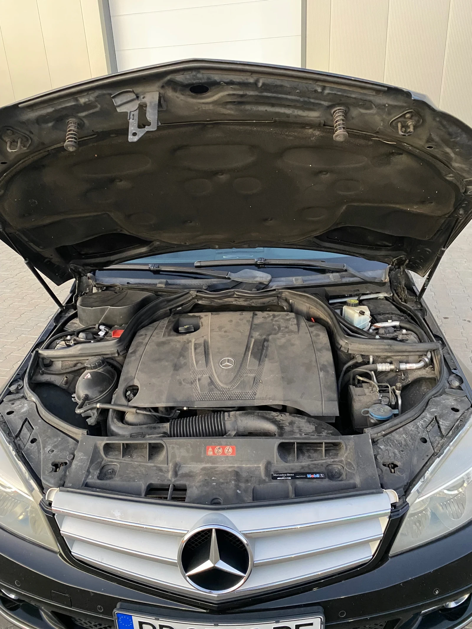 Mercedes-Benz C 220 W204 - изображение 7