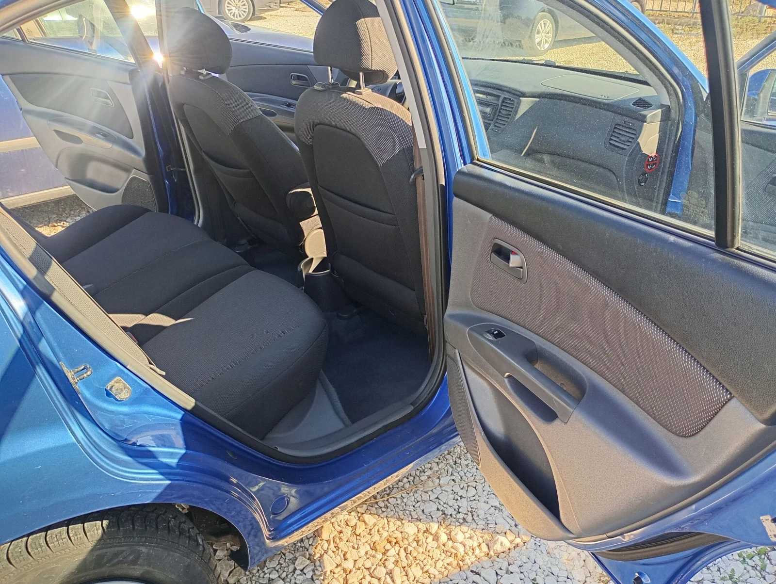 Kia Rio 1.4.Бензин | Mobile.bg — изображение 14