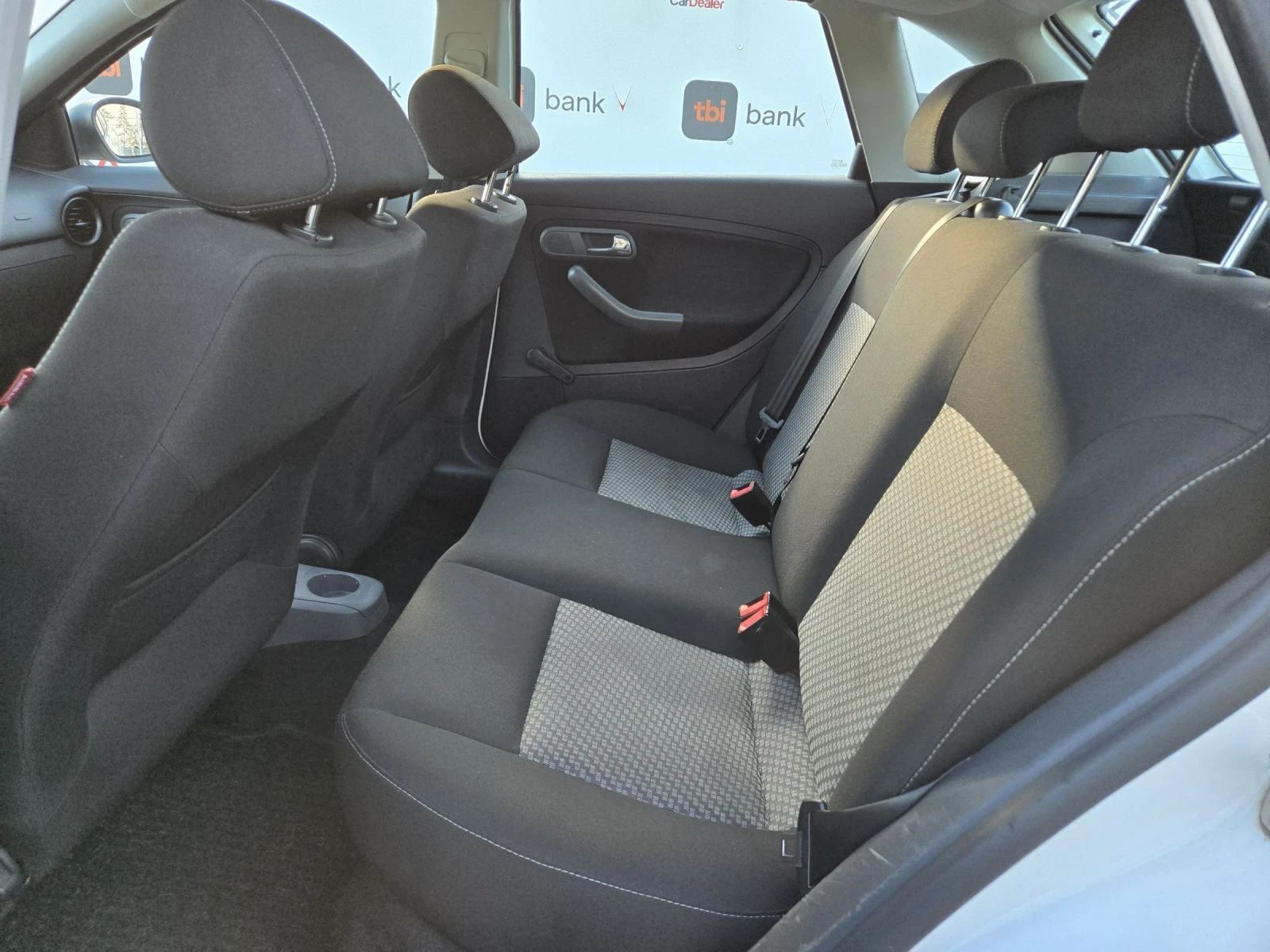 Seat Ibiza 1.4i-86kc= 163.000км= АВТОПИЛОТ= КЛИМАТРОНИК - изображение 8