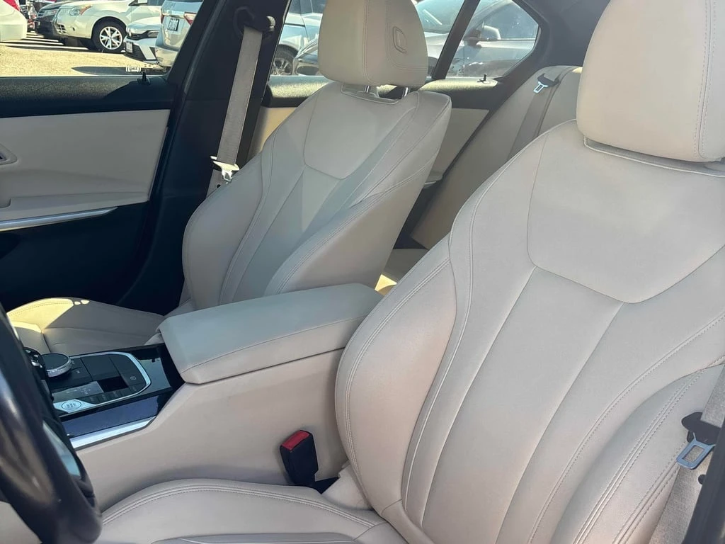 BMW 330 * xDrive * CARFAX *    | Mobile.bg   14