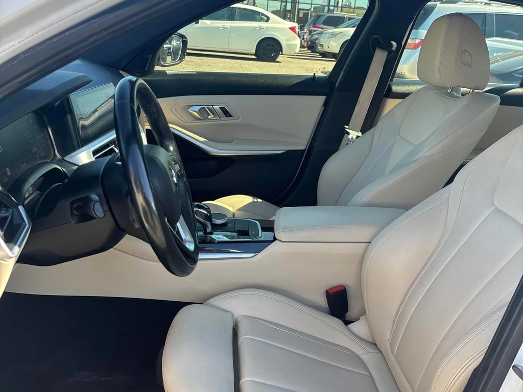 BMW 330 * xDrive * CARFAX *    | Mobile.bg   13