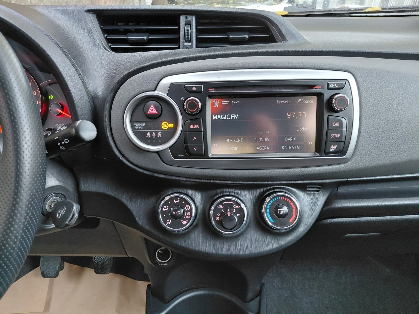 Toyota Yaris Бензин- 1.33к/см - 99кс - 155хил км | Mobile.bg — изображение 7