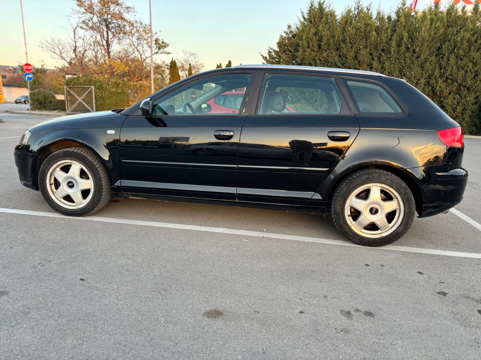 Audi A3 Sportback 170 К.С - изображение 3