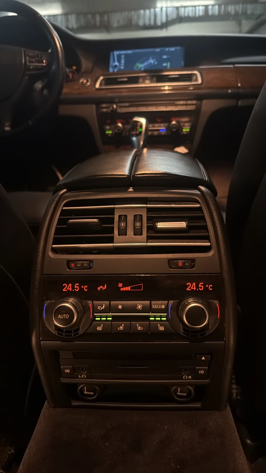 BMW 750 Li INDIVIDUAL, снимка 8 - Автомобили и джипове - 53651756