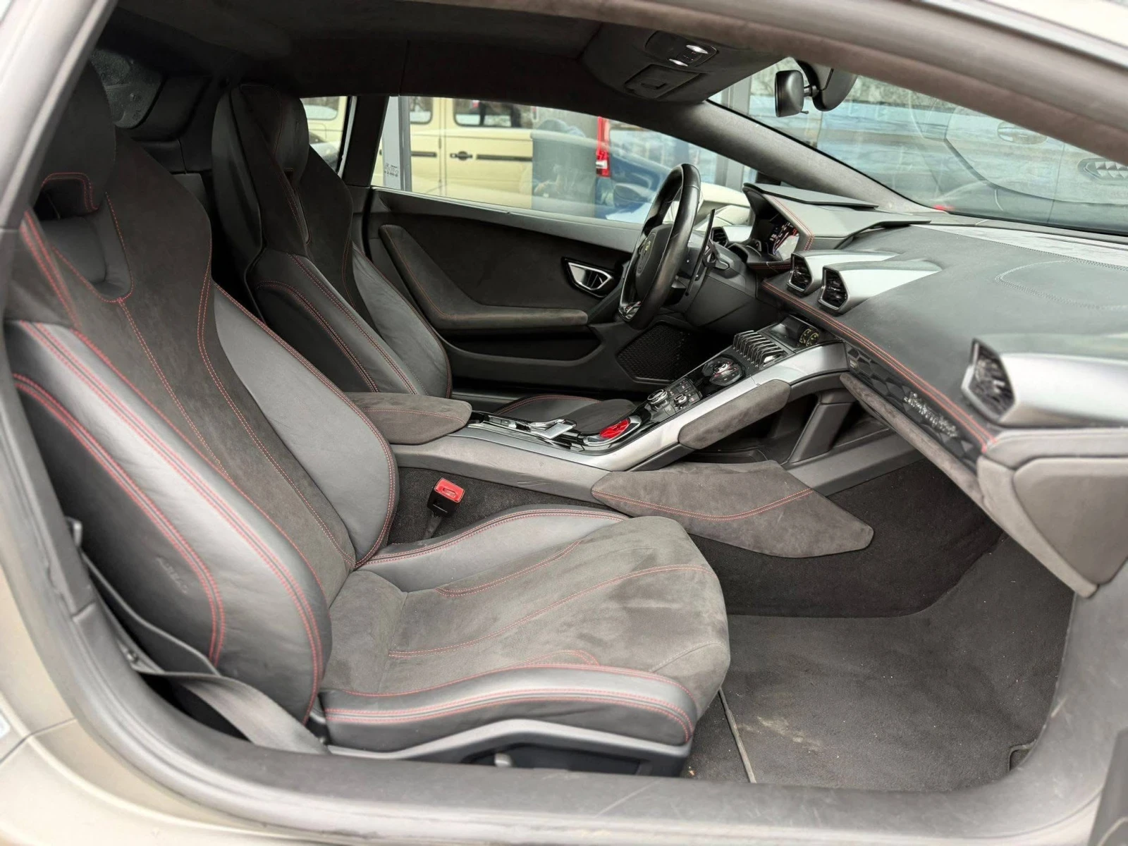 Lamborghini Huracan LP610-4 V10 ОЧАКВАН ВНОС CERAMIC ЛИЗИНГ 100% - изображение 8