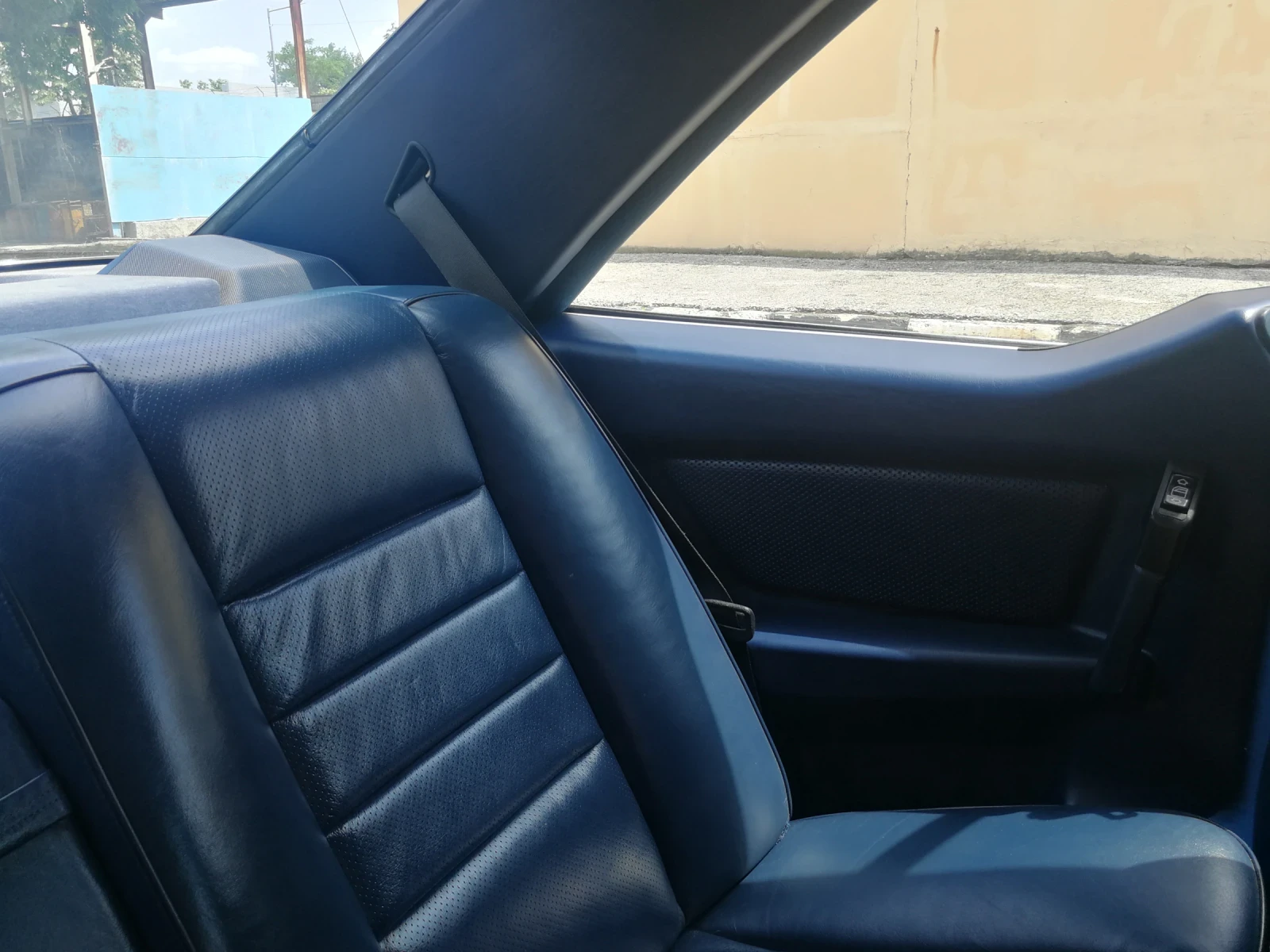 Mercedes-Benz 420 SEC, снимка 16 - Автомобили и джипове - 53886026