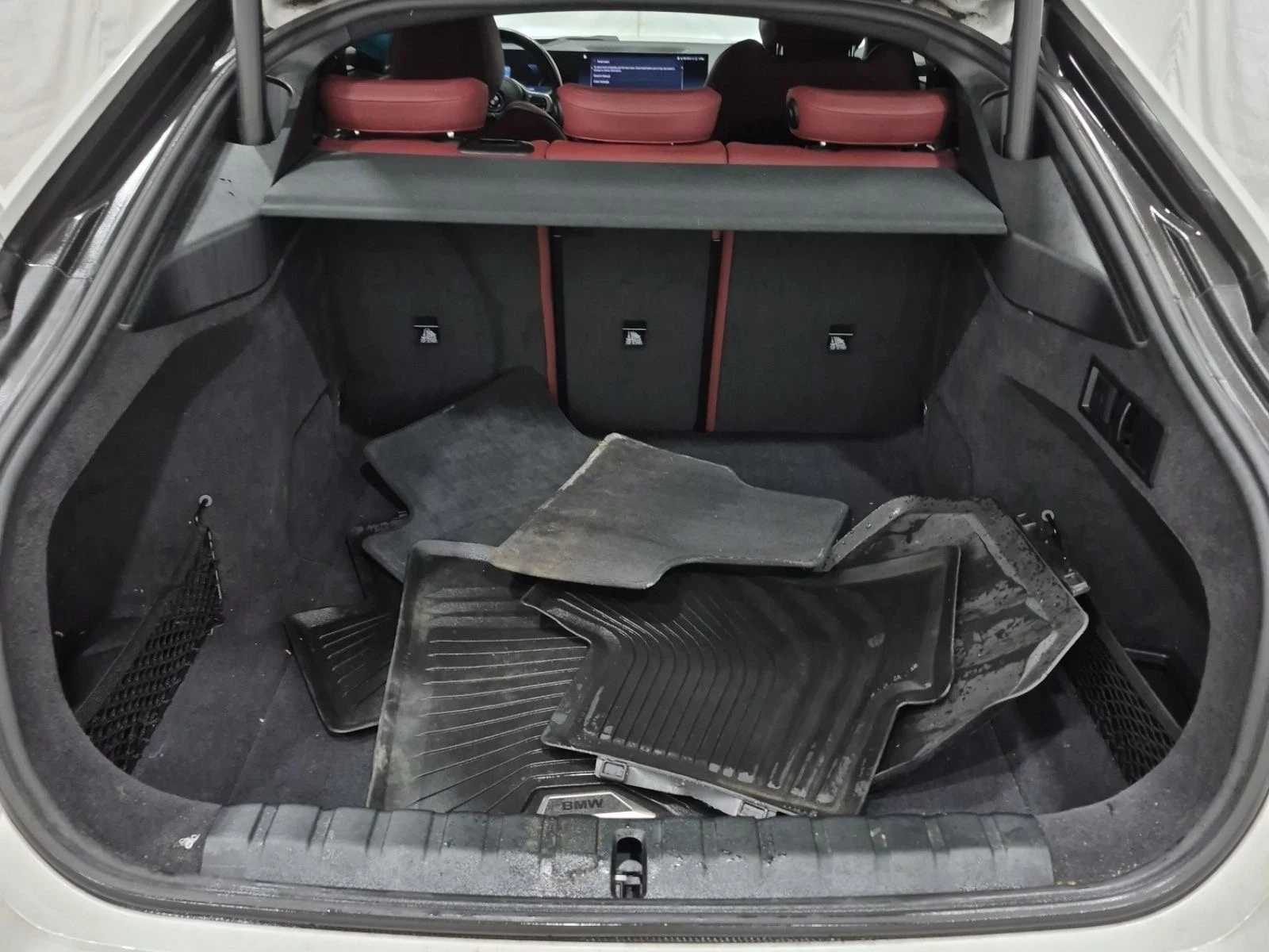 BMW i4 M50 xDrive | HARMAN KARDON | 360  | M PACK | ПАНОР, снимка 14 - Автомобили и джипове - 54225169