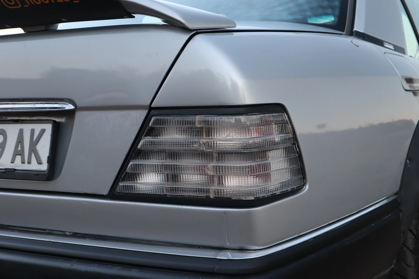 Mercedes-Benz 124 E300D 606 ТУРБО, снимка 11 - Автомобили и джипове - 54250541