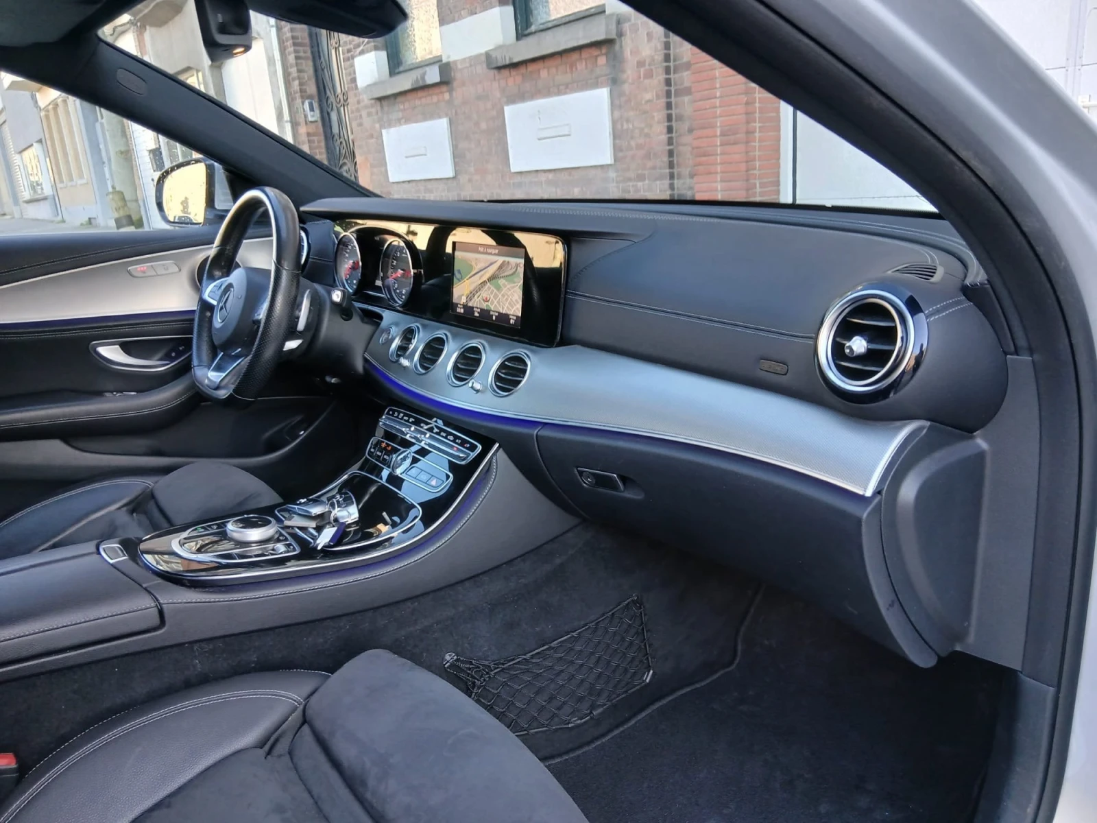 Mercedes-Benz E 200 AMG Line | Mobile.bg � ����������� 4