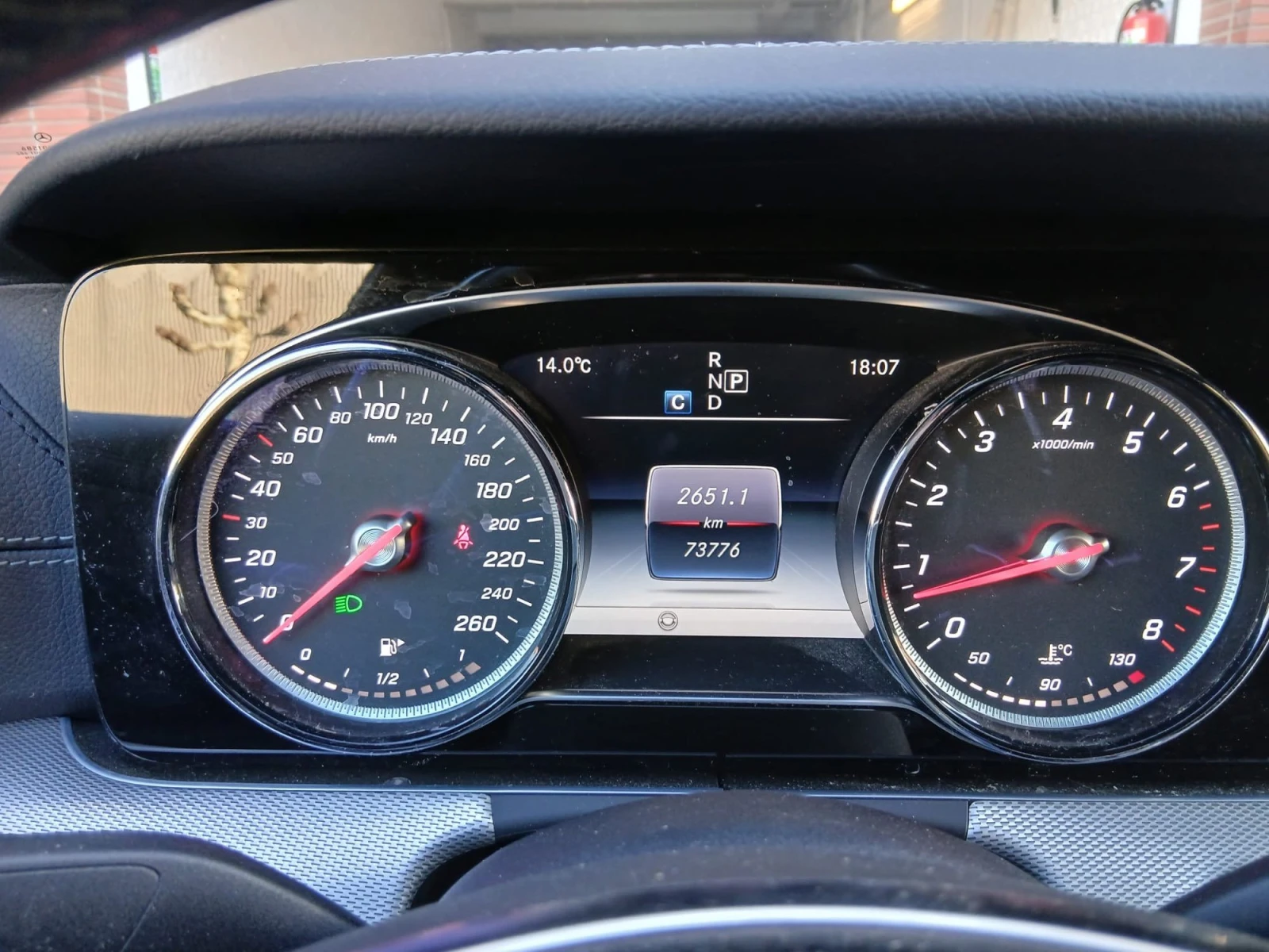 Mercedes-Benz E 200 AMG Line | Mobile.bg � ����������� 5