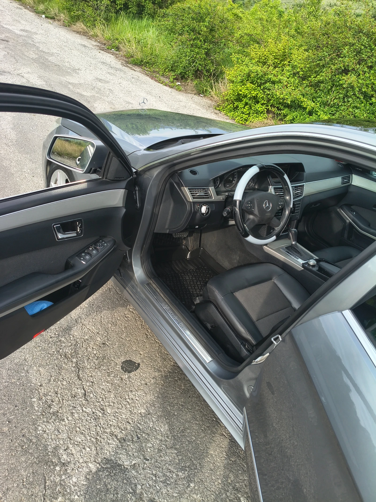 Mercedes-Benz E 250, снимка 8 - Автомобили и джипове - 54572617