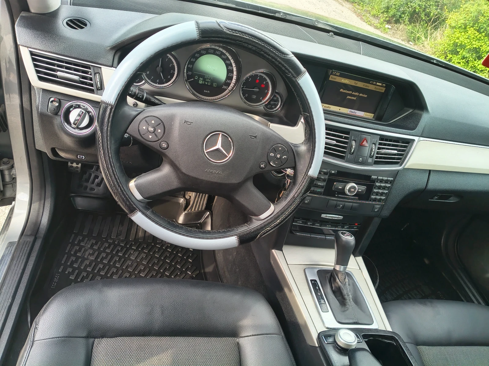 Mercedes-Benz E 250, снимка 7 - Автомобили и джипове - 54572617