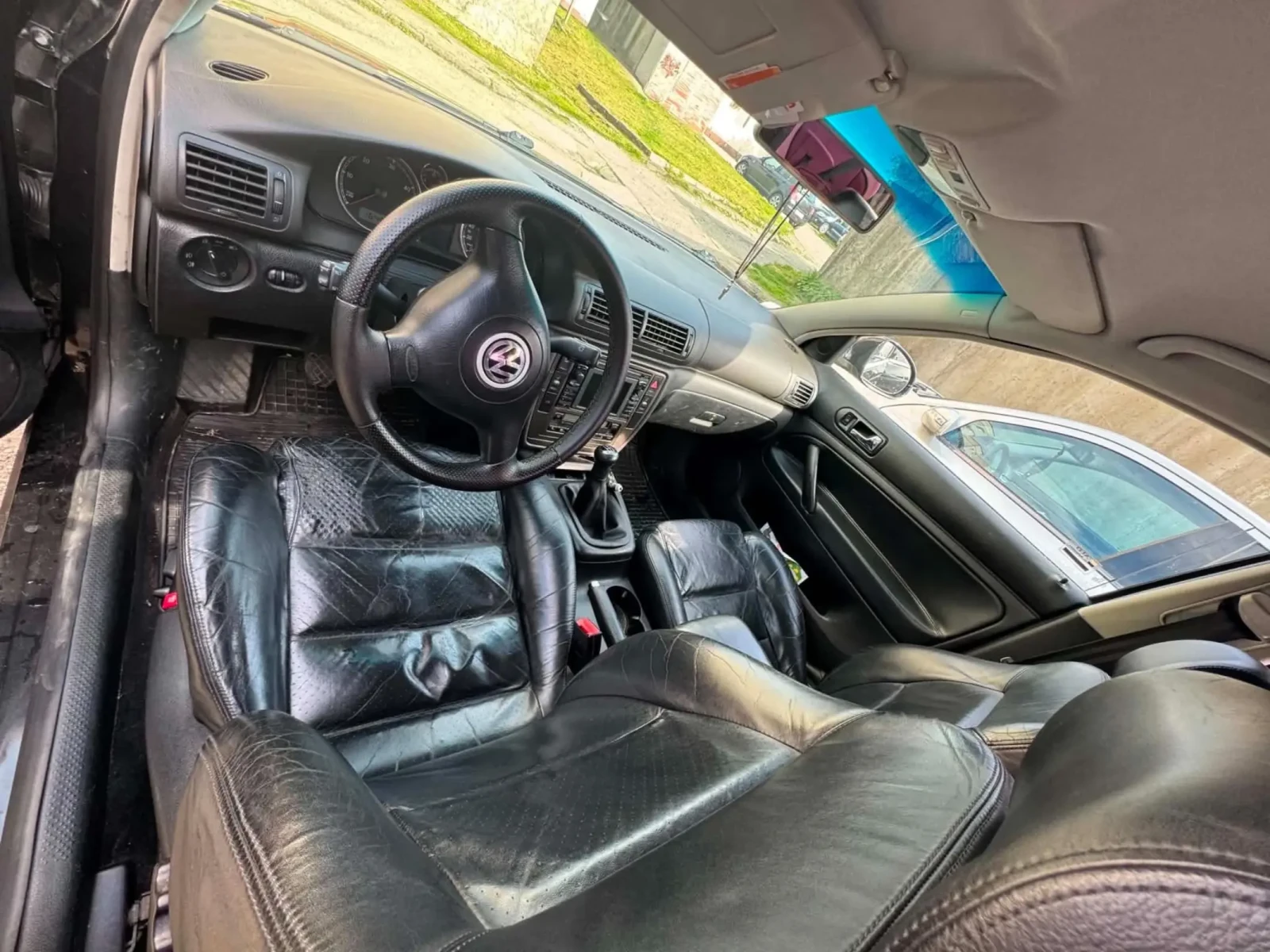 VW Passat 1.9 TDI , снимка 5 - Автомобили и джипове - 54742264
