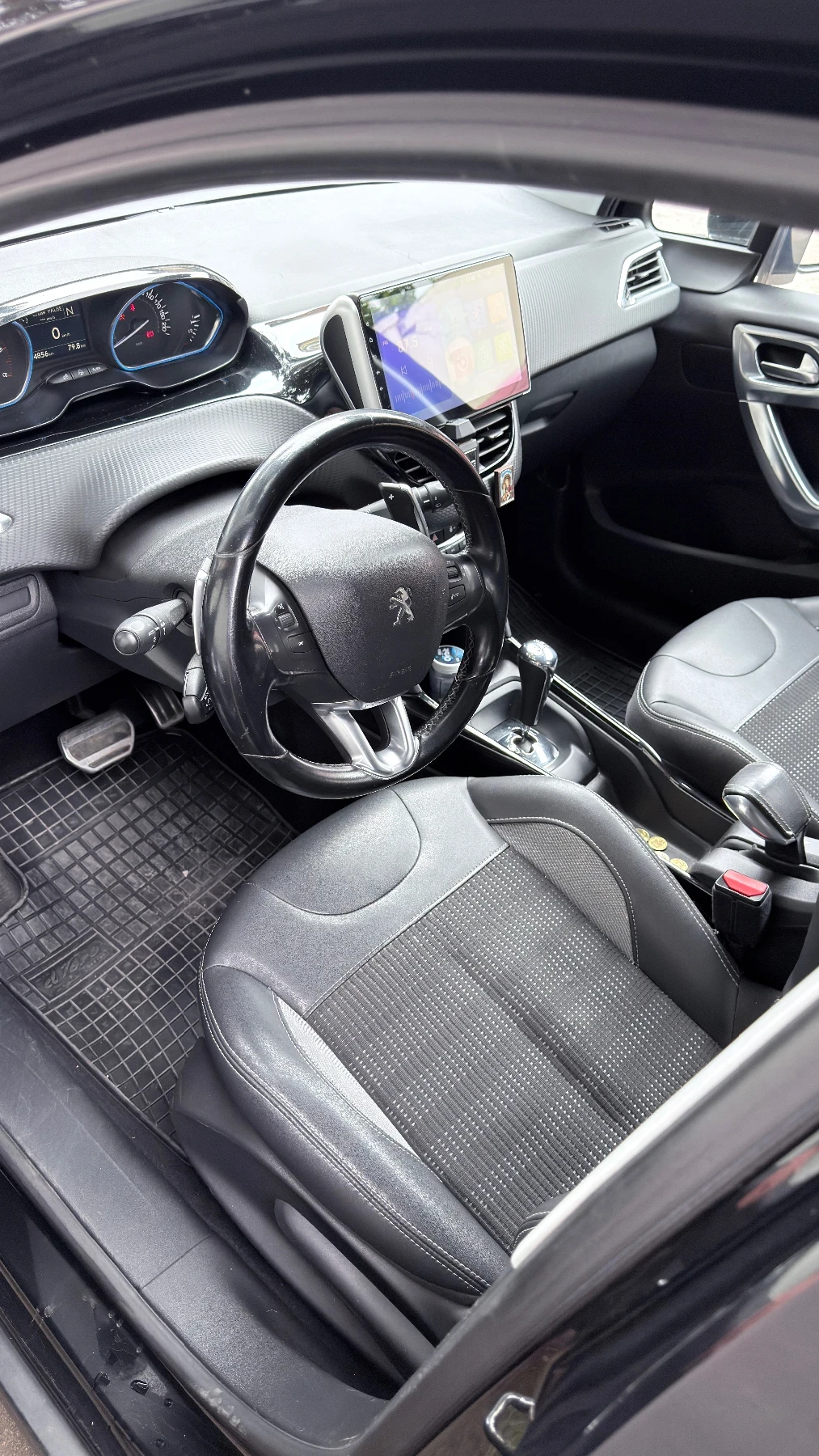Peugeot 2008, снимка 4 - Автомобили и джипове - 54881422