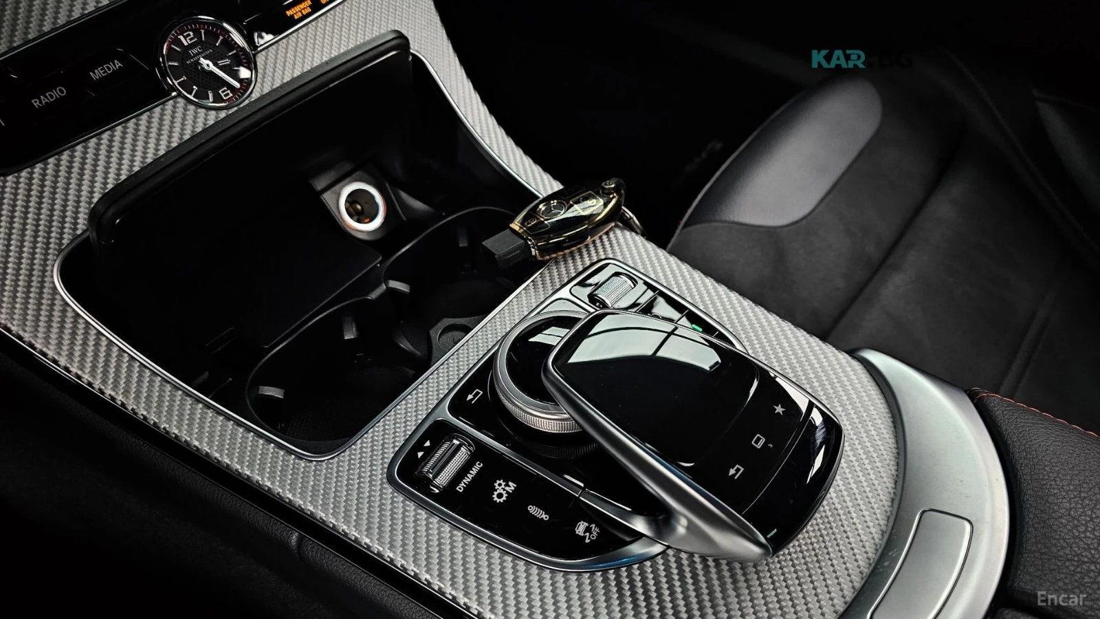 Mercedes-Benz C 450 AMG 4MATIC* КОЖА* НАВИ* ПАНО* HUD, снимка 14 - Автомобили и джипове - 55375741