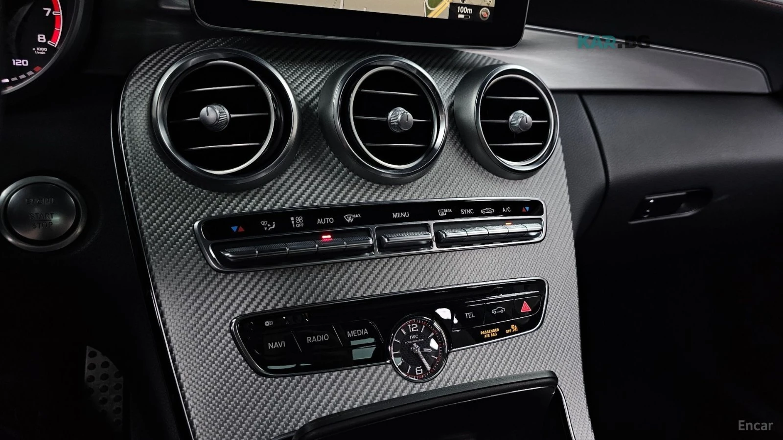 Mercedes-Benz C 450 AMG 4MATIC* КОЖА* НАВИ* ПАНО* HUD, снимка 15 - Автомобили и джипове - 55375741