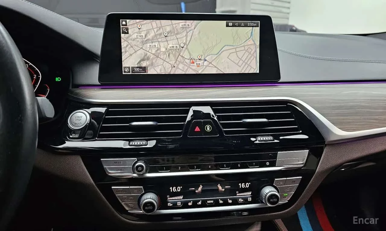 BMW 520 d M Sport Package Plus * ОПЦИЯ ЗА ФИНАНСИРАНЕ, снимка 14 - Автомобили и джипове - 55619642