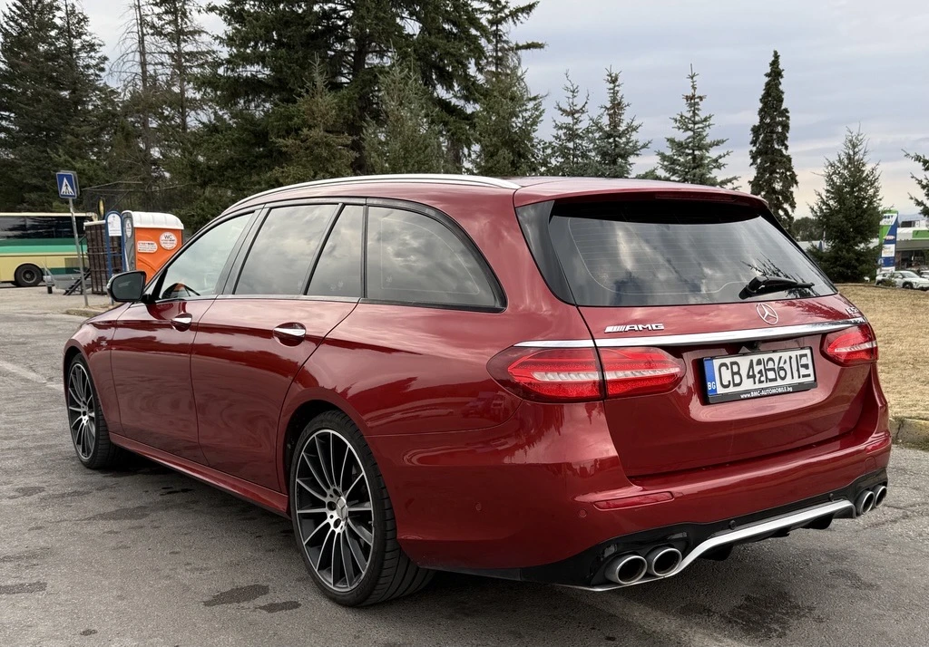 Mercedes-Benz E 53 AMG Turbo 4matic+ LED Ambient HUD Panorama Burmeister, снимка 5 - Автомобили и джипове - 56061986