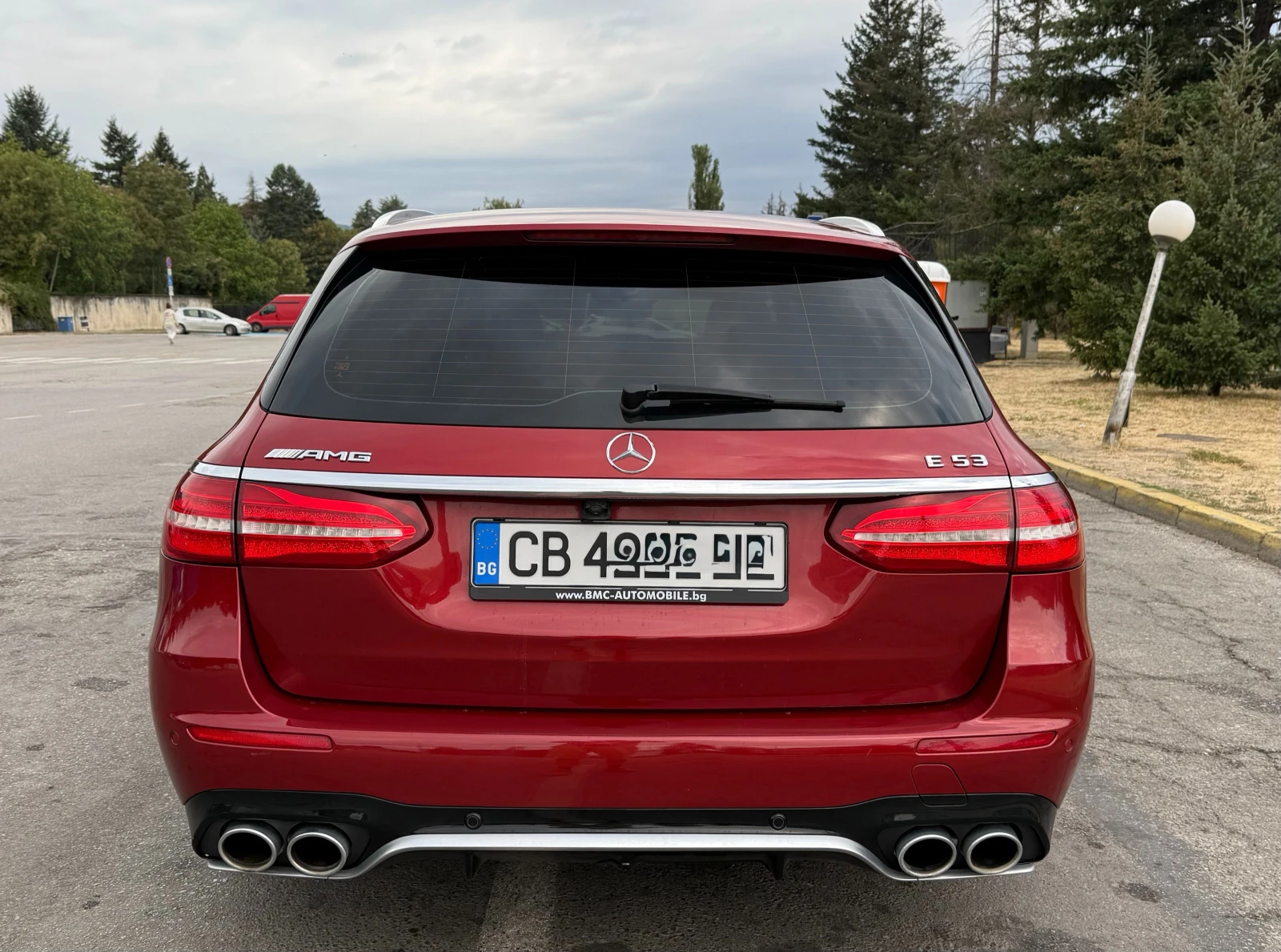 Mercedes-Benz E 53 AMG Turbo 4matic+ LED Ambient HUD Panorama Burmeister, снимка 8 - Автомобили и джипове - 56061986