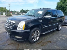     Cadillac Escalade ESV LUXURY