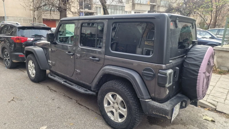 Jeep Wrangler JL Sport S, снимка 15 - Автомобили и джипове - 48101879