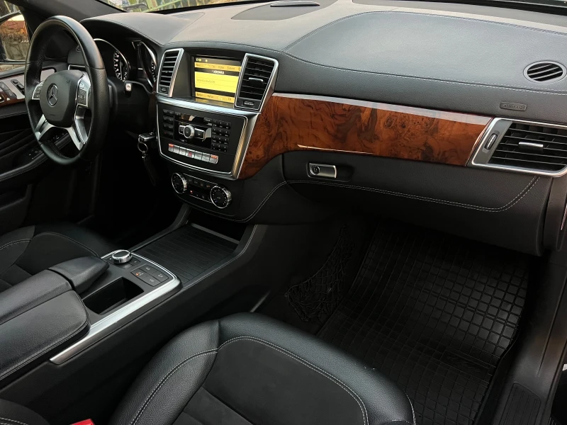 Mercedes-Benz ML 350 AMG-PAKET/DISTRONIK/XENON/NAVI/PODGREV/KOJA/UNIKAT, снимка 13 - Автомобили и джипове - 52452300