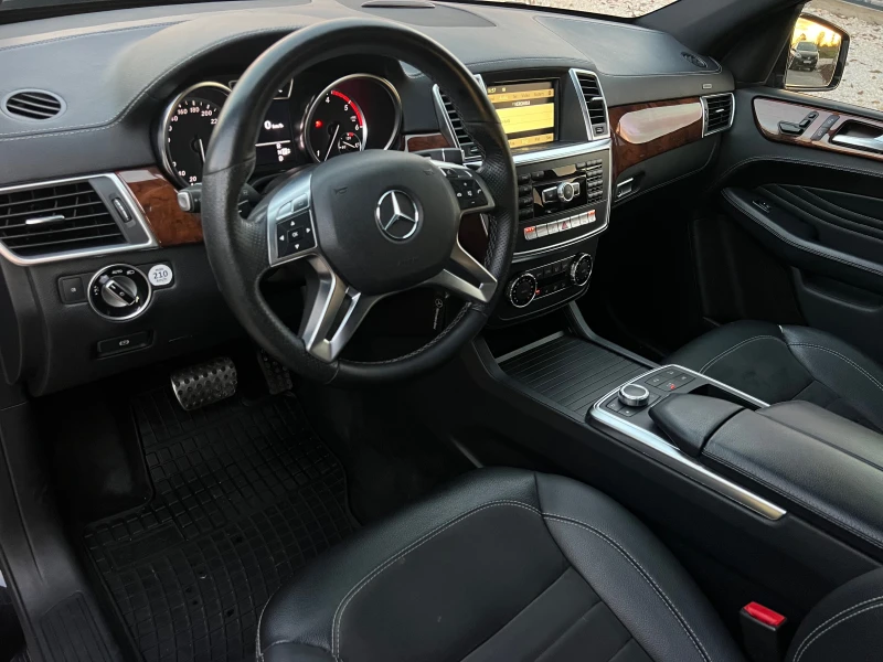 Mercedes-Benz ML 350 AMG-PAKET/DISTRONIK/XENON/NAVI/PODGREV/KOJA/UNIKAT, снимка 10 - Автомобили и джипове - 52452300