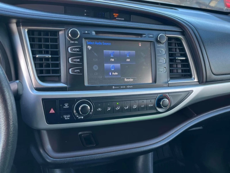 Toyota Highlander * LE * CARFAX * БЕЗ ПЪРВОНАЧАЛНА ВНОСКА, снимка 9 - Автомобили и джипове - 52640382